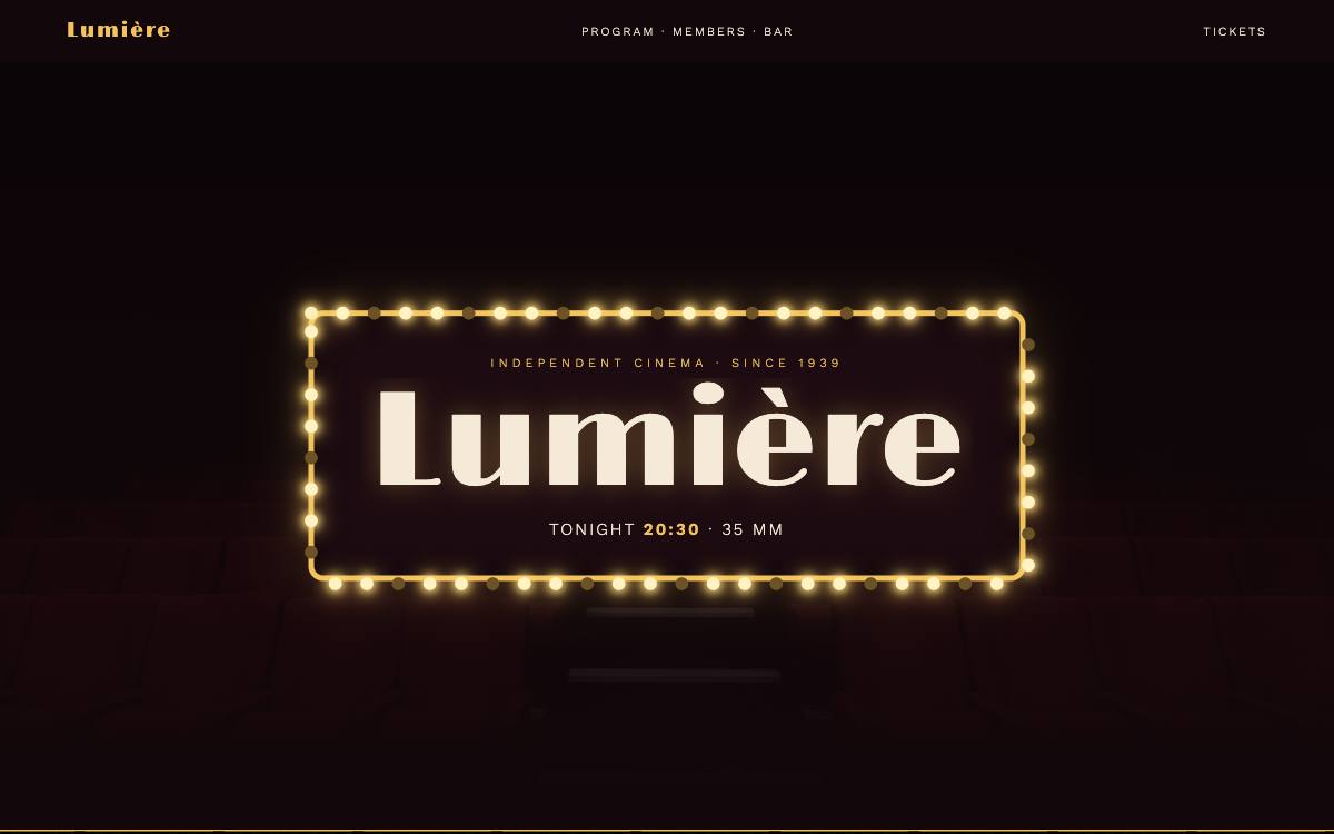 Lumière – svetainės dizaino pavyzdys